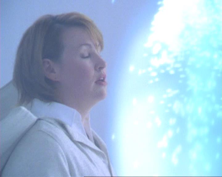 Charmed-Online-dot-311BlindedByTheWhitelighter1162.jpg Charmed-Online-dot-311BlindedByTheWhitelighter1162.jpg