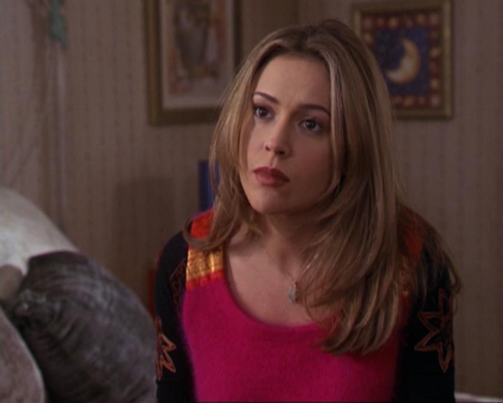 Charmed-Online-dot-311BlindedByTheWhitelighter1258.jpg Charmed-Online-dot-311BlindedByTheWhitelighter1258.jpg