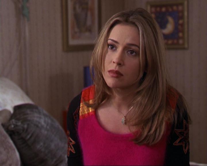 Charmed-Online-dot-311BlindedByTheWhitelighter1267.jpg Charmed-Online-dot-311BlindedByTheWhitelighter1267.jpg