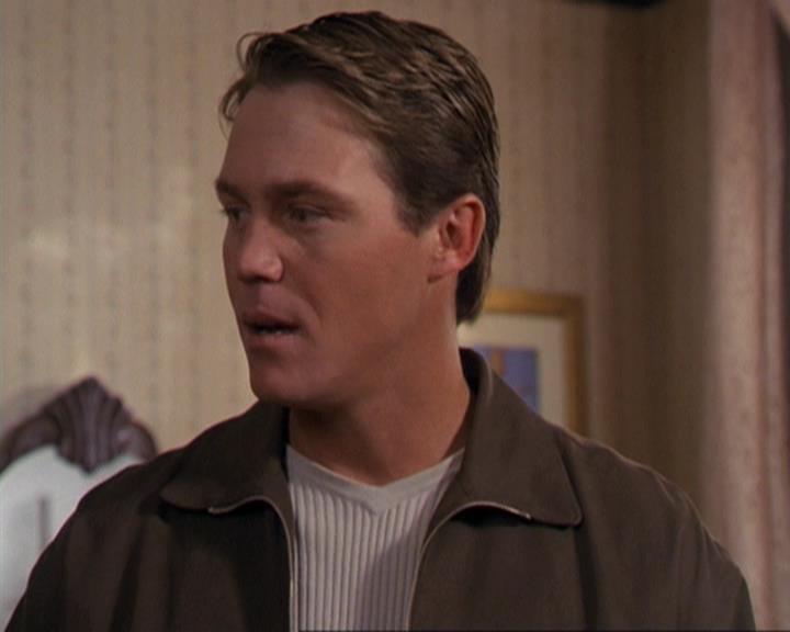 Charmed-Online-dot-311BlindedByTheWhitelighter1273.jpg Charmed-Online-dot-311BlindedByTheWhitelighter1273.jpg