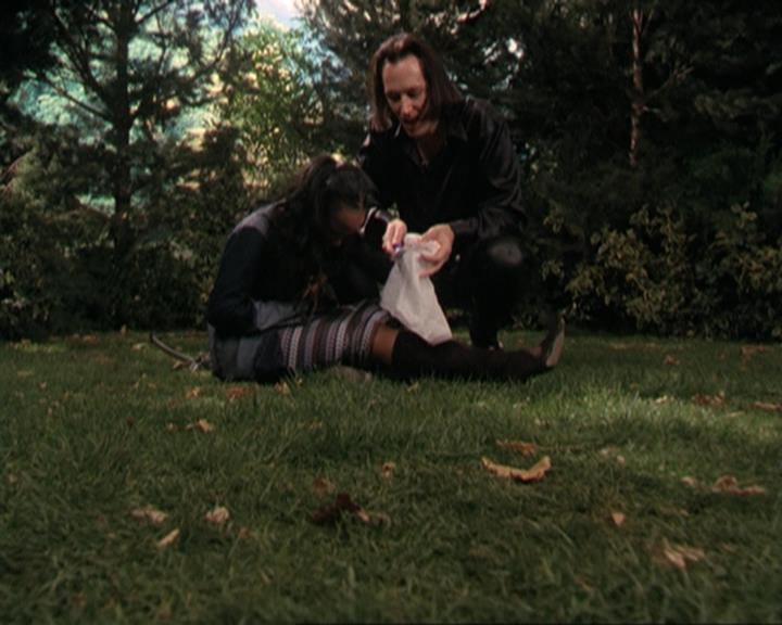 Charmed-Online-dot-311BlindedByTheWhitelighter1313.jpg