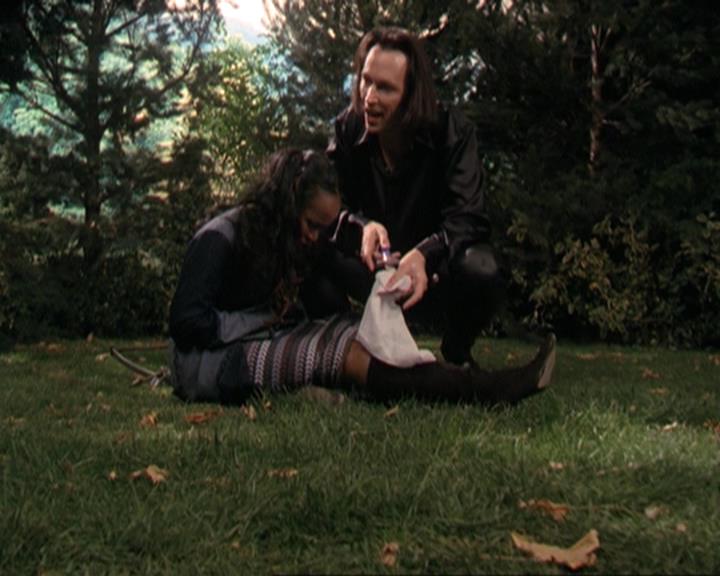 Charmed-Online-dot-311BlindedByTheWhitelighter1315.jpg