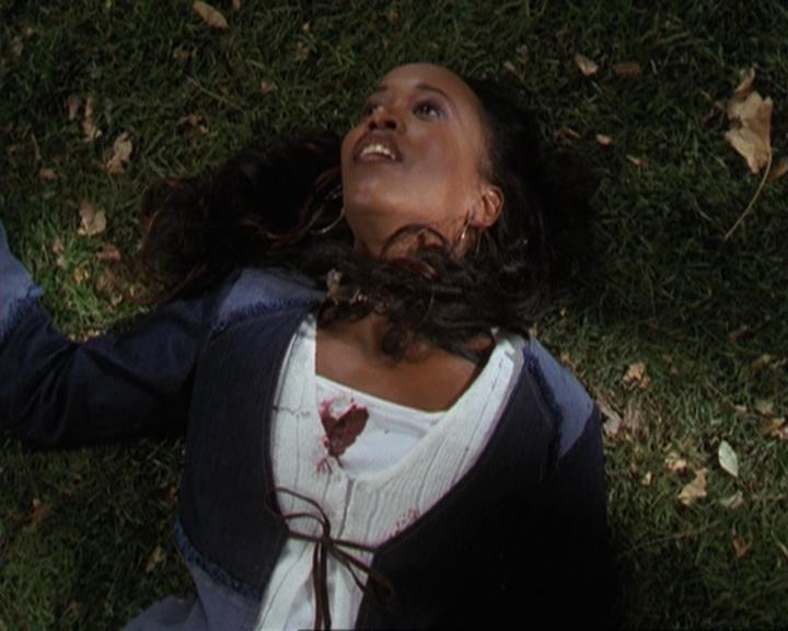 Charmed-Online-dot-311BlindedByTheWhitelighter1388.jpg Charmed-Online-dot-311BlindedByTheWhitelighter1388.jpg