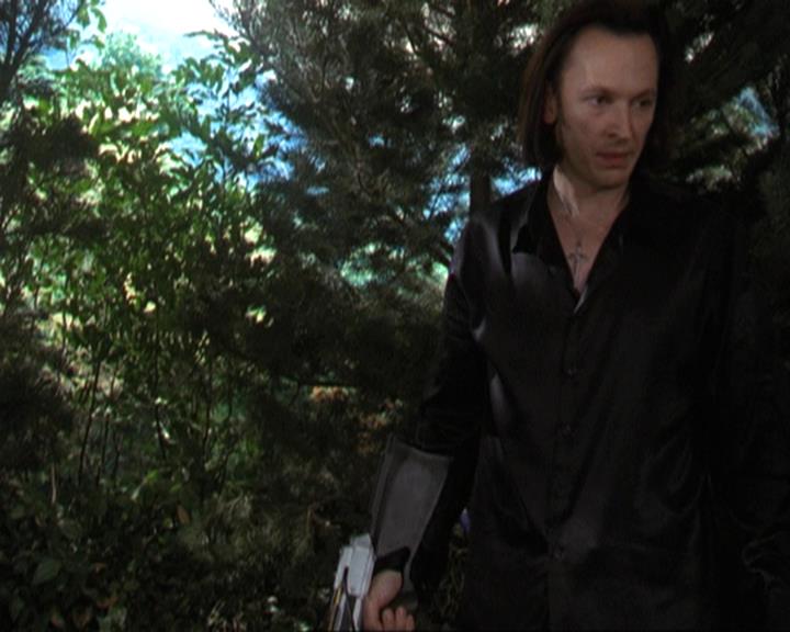 Charmed-Online-dot-311BlindedByTheWhitelighter1402.jpg Charmed-Online-dot-311BlindedByTheWhitelighter1402.jpg