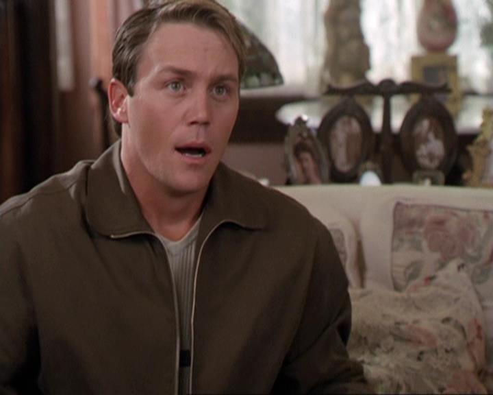Charmed-Online-dot-311BlindedByTheWhitelighter1489.jpg Charmed-Online-dot-311BlindedByTheWhitelighter1489.jpg