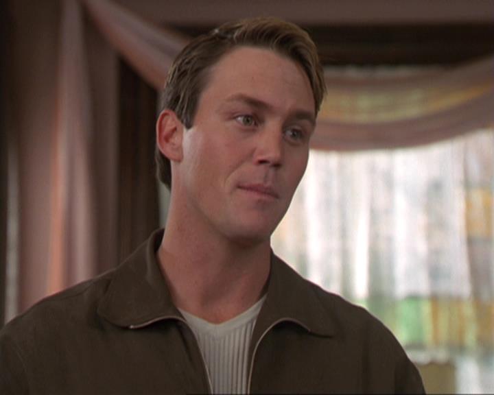 Charmed-Online-dot-311BlindedByTheWhitelighter1514.jpg Charmed-Online-dot-311BlindedByTheWhitelighter1514.jpg