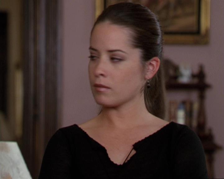 Charmed-Online-dot-311BlindedByTheWhitelighter1518.jpg Charmed-Online-dot-311BlindedByTheWhitelighter1518.jpg