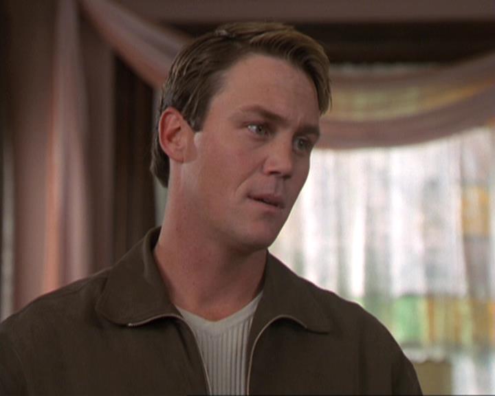 Charmed-Online-dot-311BlindedByTheWhitelighter1521.jpg Charmed-Online-dot-311BlindedByTheWhitelighter1521.jpg