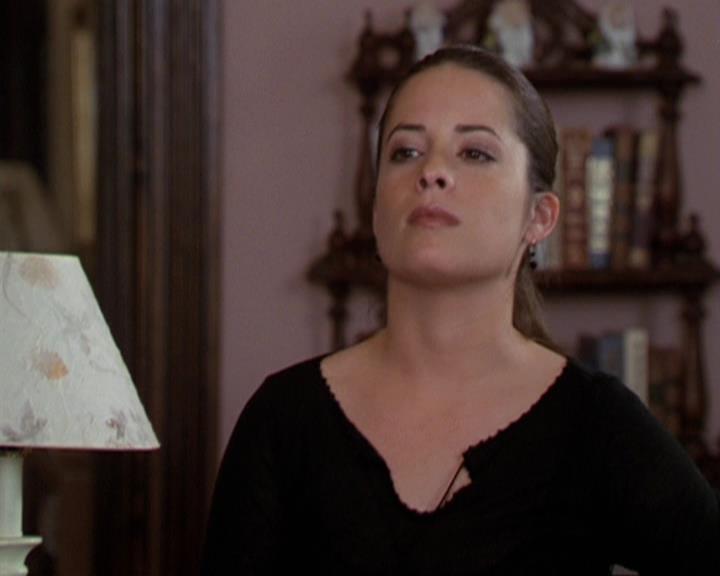 Charmed-Online-dot-311BlindedByTheWhitelighter1556.jpg Charmed-Online-dot-311BlindedByTheWhitelighter1556.jpg
