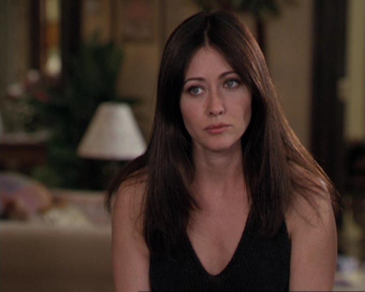 Charmed-Online-dot-311BlindedByTheWhitelighter1571.jpg Charmed-Online-dot-311BlindedByTheWhitelighter1571.jpg