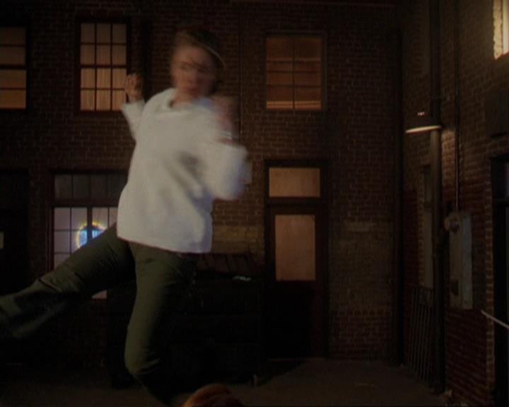 Charmed-Online-dot-311BlindedByTheWhitelighter1727.jpg Charmed-Online-dot-311BlindedByTheWhitelighter1727.jpg