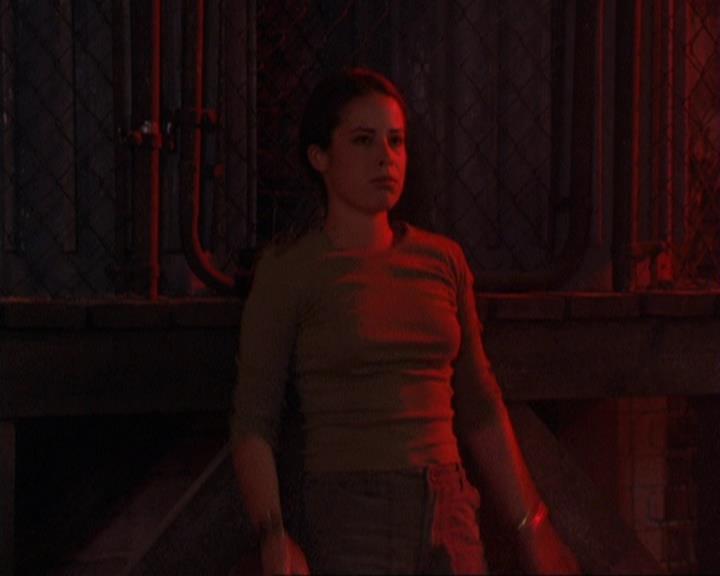 Charmed-Online-dot-311BlindedByTheWhitelighter1742.jpg Charmed-Online-dot-311BlindedByTheWhitelighter1742.jpg