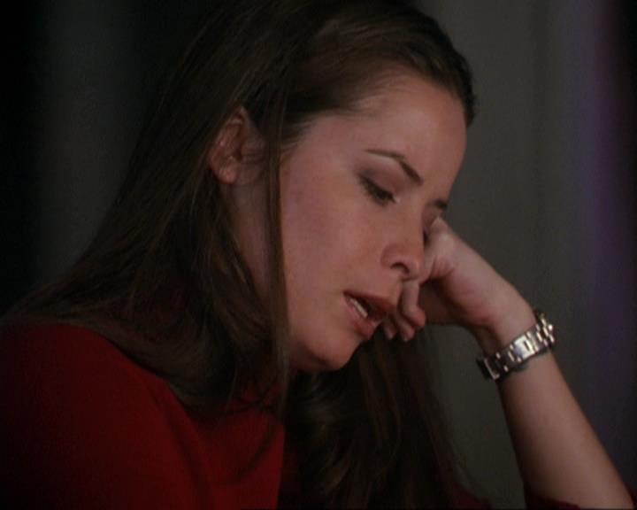 Charmed-Online-dot-311BlindedByTheWhitelighter1769.jpg Charmed-Online-dot-311BlindedByTheWhitelighter1769.jpg