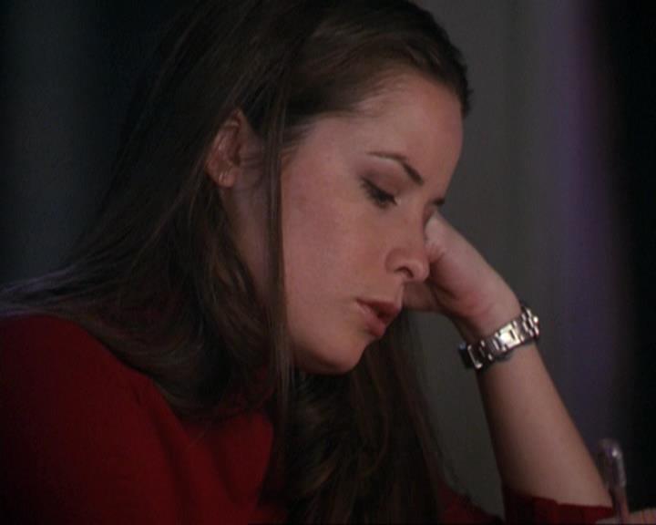 Charmed-Online-dot-311BlindedByTheWhitelighter1770.jpg Charmed-Online-dot-311BlindedByTheWhitelighter1770.jpg