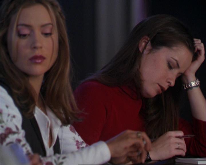 Charmed-Online-dot-311BlindedByTheWhitelighter1823.jpg Charmed-Online-dot-311BlindedByTheWhitelighter1823.jpg
