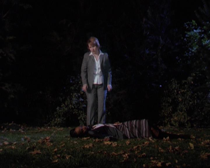 Charmed-Online-dot-311BlindedByTheWhitelighter1847.jpg Charmed-Online-dot-311BlindedByTheWhitelighter1847.jpg