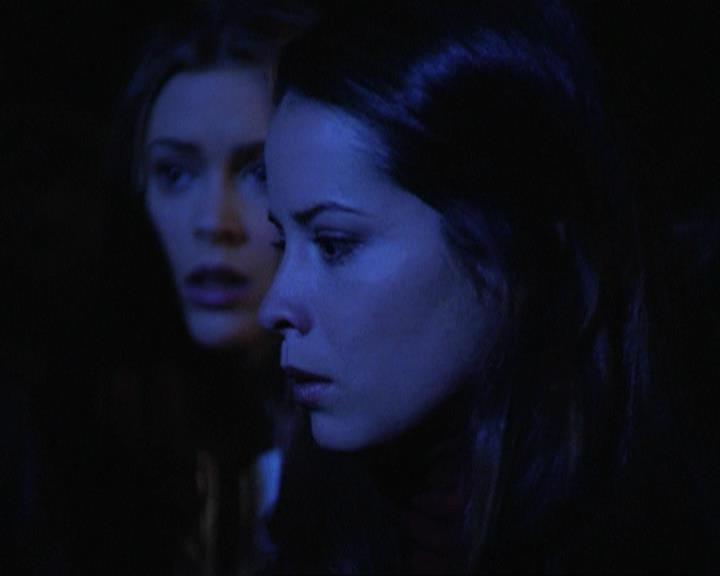 Charmed-Online-dot-311BlindedByTheWhitelighter1877.jpg Charmed-Online-dot-311BlindedByTheWhitelighter1877.jpg