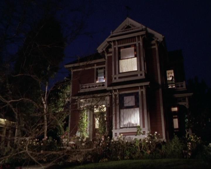 Charmed-Online-dot-311BlindedByTheWhitelighter1882.jpg Charmed-Online-dot-311BlindedByTheWhitelighter1882.jpg
