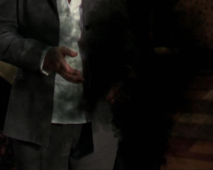 Charmed-Online-dot-311BlindedByTheWhitelighter1943.jpg Charmed-Online-dot-311BlindedByTheWhitelighter1943.jpg