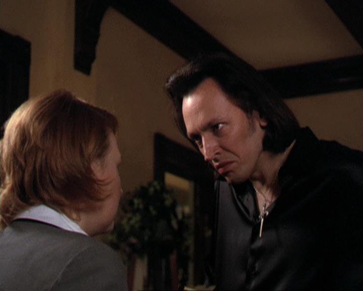 Charmed-Online-dot-311BlindedByTheWhitelighter1946.jpg Charmed-Online-dot-311BlindedByTheWhitelighter1946.jpg