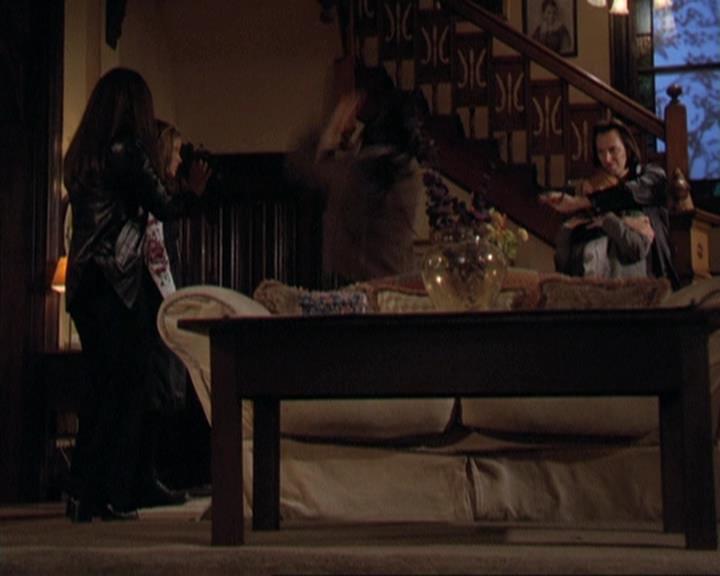 Charmed-Online-dot-311BlindedByTheWhitelighter1950.jpg Charmed-Online-dot-311BlindedByTheWhitelighter1950.jpg