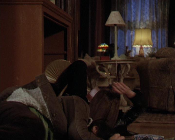 Charmed-Online-dot-311BlindedByTheWhitelighter1955.jpg Charmed-Online-dot-311BlindedByTheWhitelighter1955.jpg
