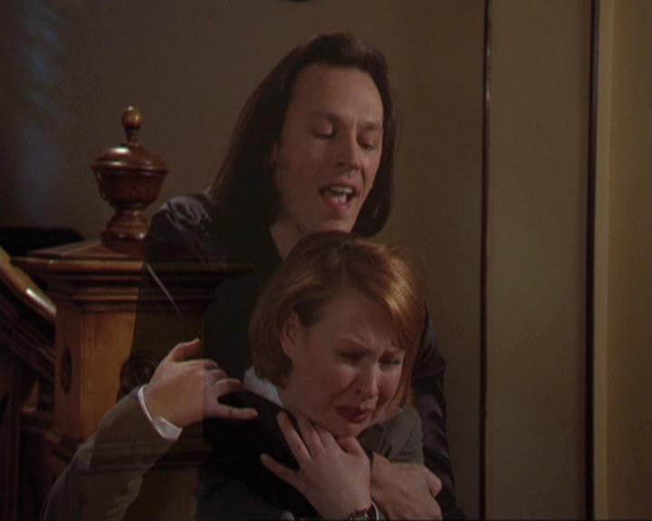 Charmed-Online-dot-311BlindedByTheWhitelighter1962.jpg Charmed-Online-dot-311BlindedByTheWhitelighter1962.jpg