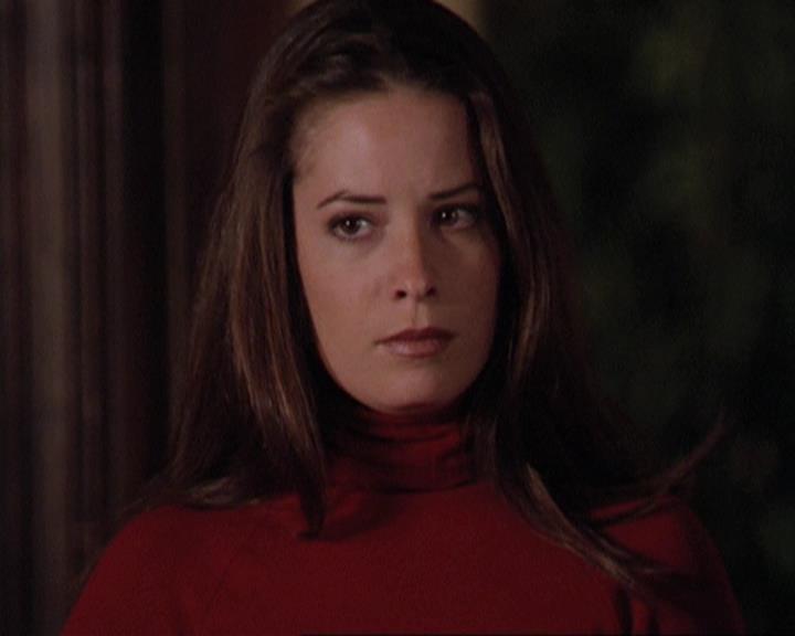 Charmed-Online-dot-311BlindedByTheWhitelighter2005.jpg Charmed-Online-dot-311BlindedByTheWhitelighter2005.jpg