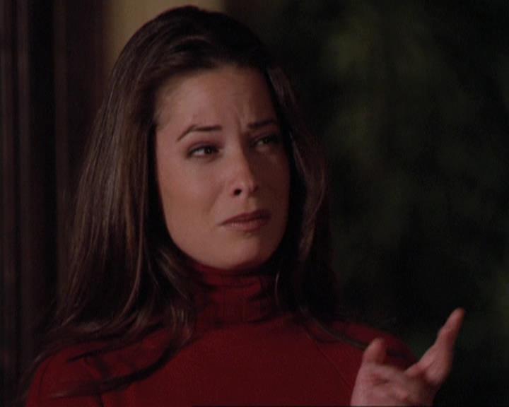 Charmed-Online-dot-311BlindedByTheWhitelighter2013.jpg Charmed-Online-dot-311BlindedByTheWhitelighter2013.jpg