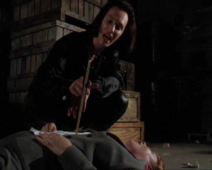 Charmed-Online-dot-311BlindedByTheWhitelighter2042.jpg Charmed-Online-dot-311BlindedByTheWhitelighter2042.jpg