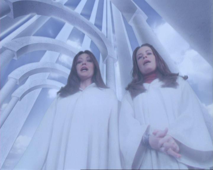 Charmed-Online-dot-311BlindedByTheWhitelighter2125.jpg Charmed-Online-dot-311BlindedByTheWhitelighter2125.jpg