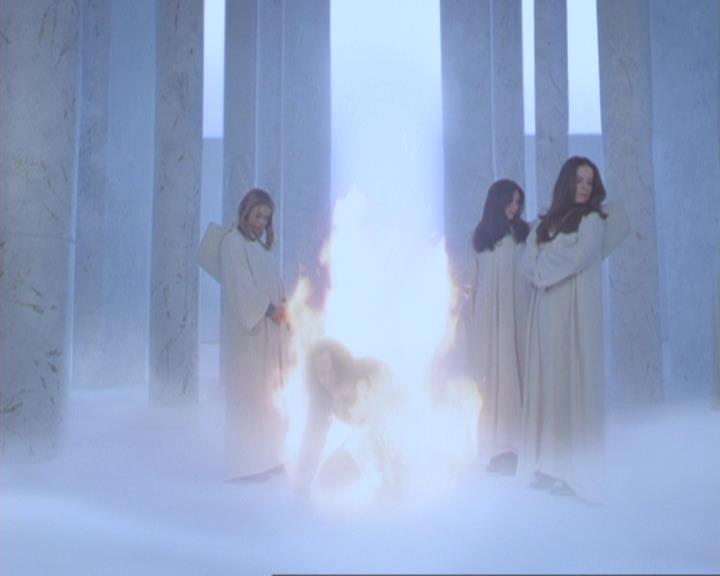 Charmed-Online-dot-311BlindedByTheWhitelighter2137.jpg Charmed-Online-dot-311BlindedByTheWhitelighter2137.jpg
