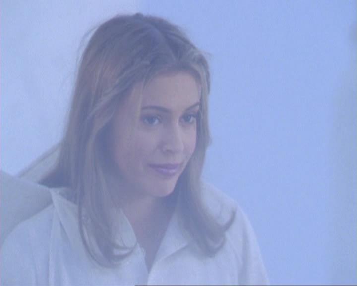 Charmed-Online-dot-311BlindedByTheWhitelighter2185.jpg Charmed-Online-dot-311BlindedByTheWhitelighter2185.jpg