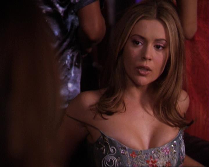Charmed-Online-dot-311BlindedByTheWhitelighter2227.jpg Charmed-Online-dot-311BlindedByTheWhitelighter2227.jpg