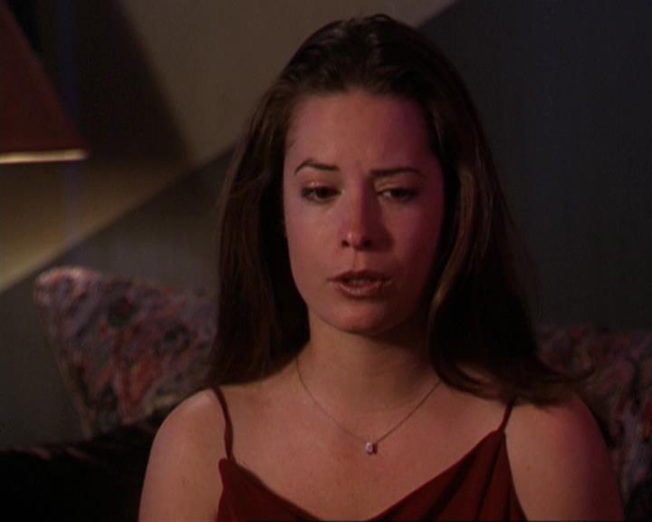 Charmed-Online-dot-311BlindedByTheWhitelighter2245.jpg Charmed-Online-dot-311BlindedByTheWhitelighter2245.jpg