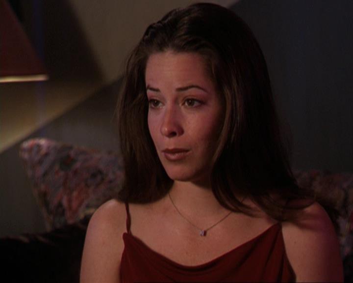 Charmed-Online-dot-311BlindedByTheWhitelighter2250.jpg Charmed-Online-dot-311BlindedByTheWhitelighter2250.jpg