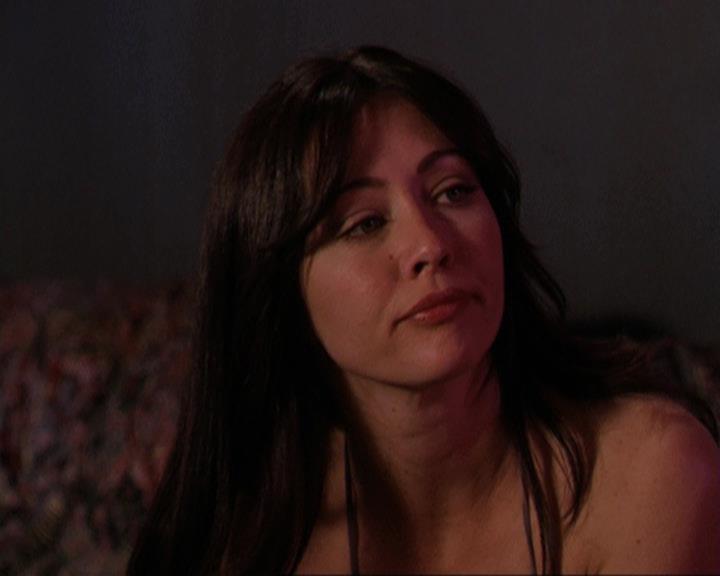 Charmed-Online-dot-311BlindedByTheWhitelighter2261.jpg Charmed-Online-dot-311BlindedByTheWhitelighter2261.jpg