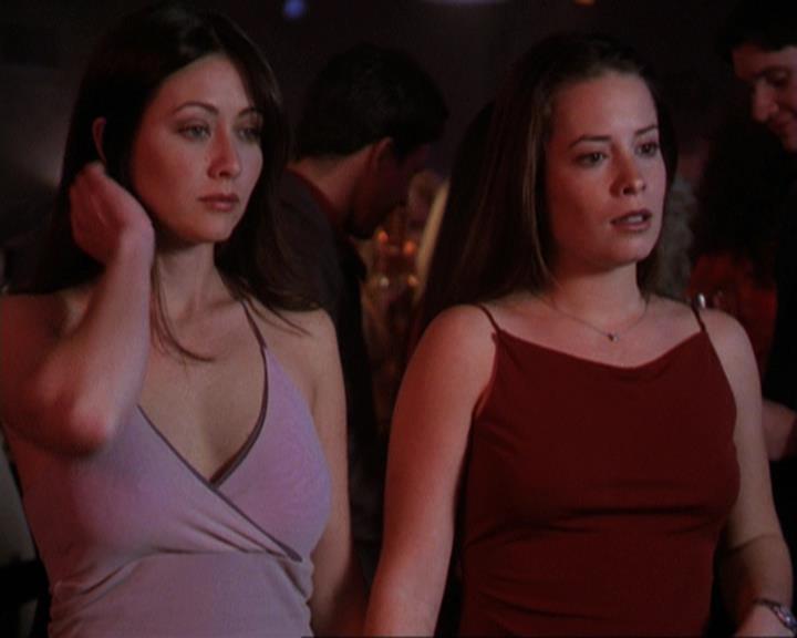 Charmed-Online-dot-311BlindedByTheWhitelighter2317.jpg Charmed-Online-dot-311BlindedByTheWhitelighter2317.jpg