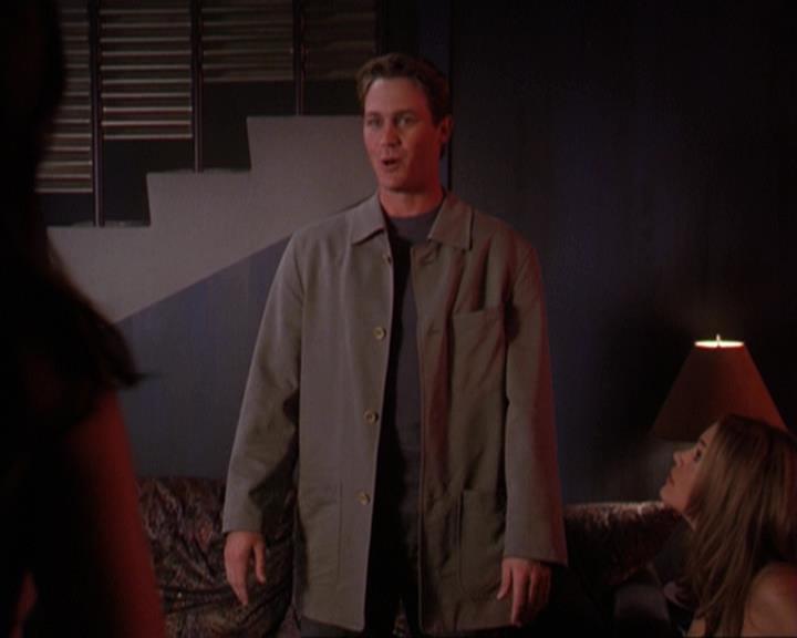 Charmed-Online-dot-311BlindedByTheWhitelighter2321.jpg Charmed-Online-dot-311BlindedByTheWhitelighter2321.jpg