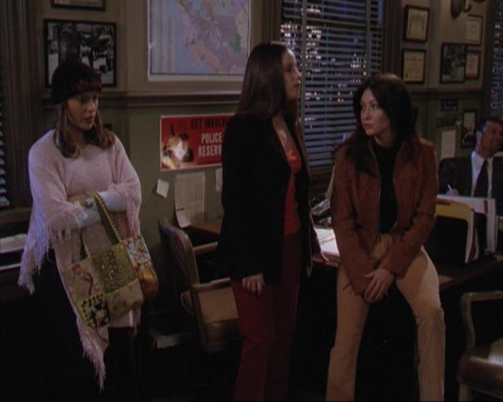 Charmed-Online-dot-312WrestlingWithDemons0039.jpg Charmed-Online-dot-312WrestlingWithDemons0039.jpg