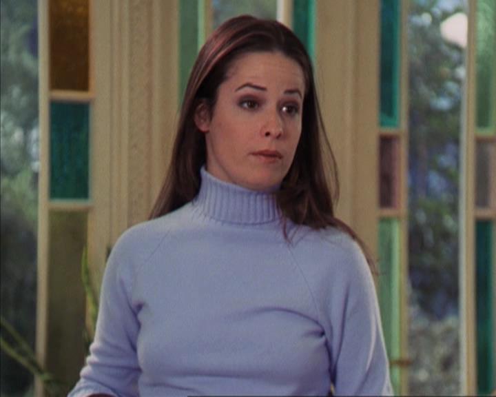 Charmed-Online-dot-312WrestlingWithDemons0216.jpg Charmed-Online-dot-312WrestlingWithDemons0216.jpg