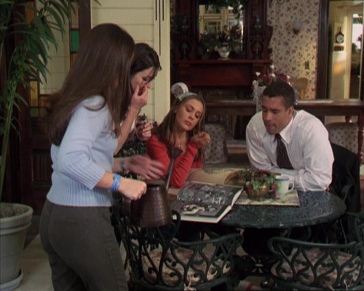 Charmed-Online-dot-312WrestlingWithDemons0235.jpg