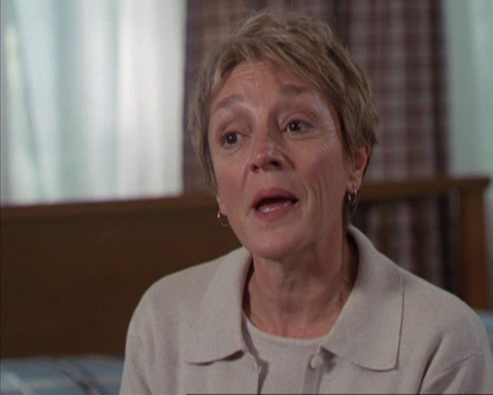 Charmed-Online-dot-312WrestlingWithDemons0704.jpg Charmed-Online-dot-312WrestlingWithDemons0704.jpg