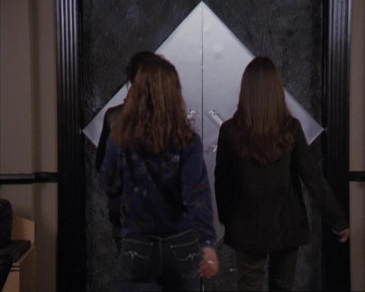 Charmed-Online-dot-312WrestlingWithDemons1221.jpg