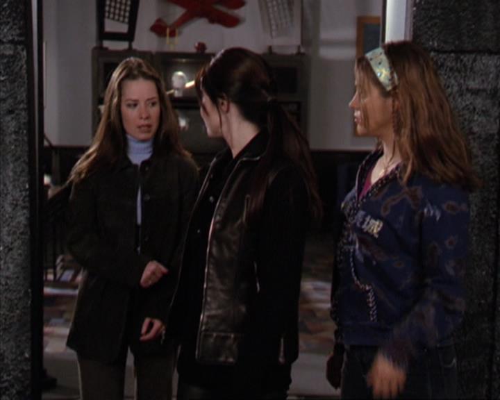 Charmed-Online-dot-312WrestlingWithDemons1348.jpg