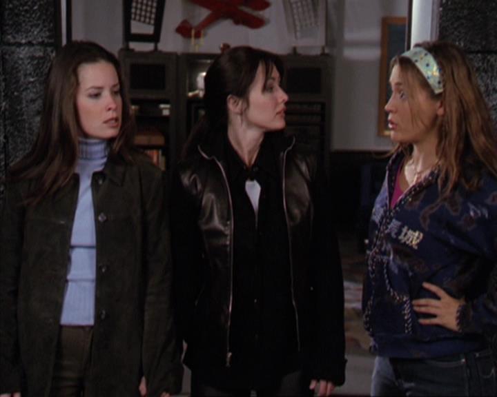 Charmed-Online-dot-312WrestlingWithDemons1352.jpg