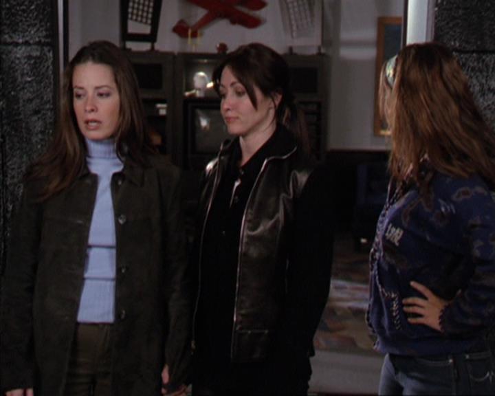 Charmed-Online-dot-312WrestlingWithDemons1353.jpg