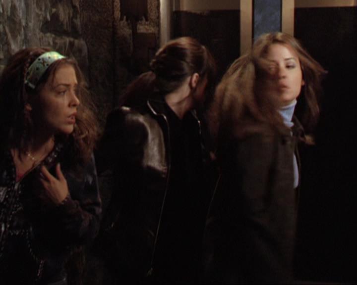 Charmed-Online-dot-312WrestlingWithDemons1376.jpg