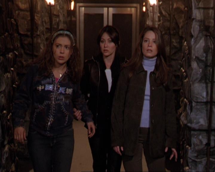 Charmed-Online-dot-312WrestlingWithDemons1385.jpg