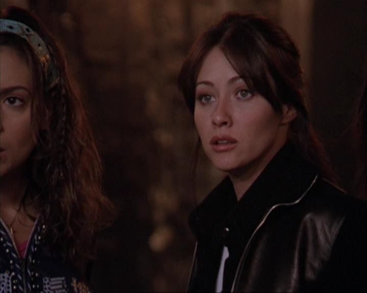 Charmed-Online-dot-312WrestlingWithDemons1444.jpg